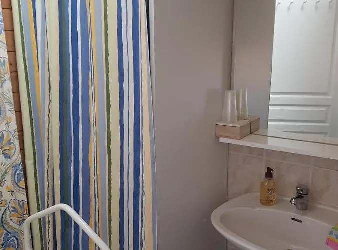 Gîte Mercues Hébergement de vacances *